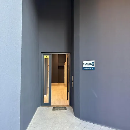 Luxury Flat In 地拉那