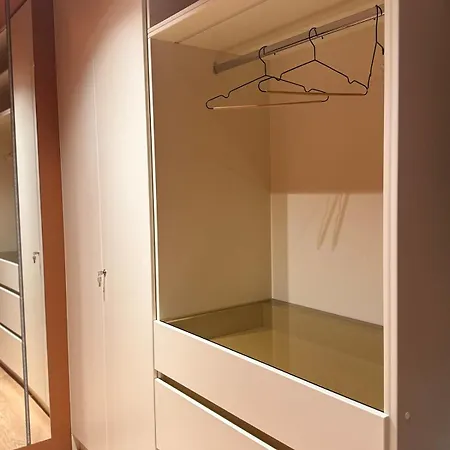 公寓 Luxury Flat In 地拉那